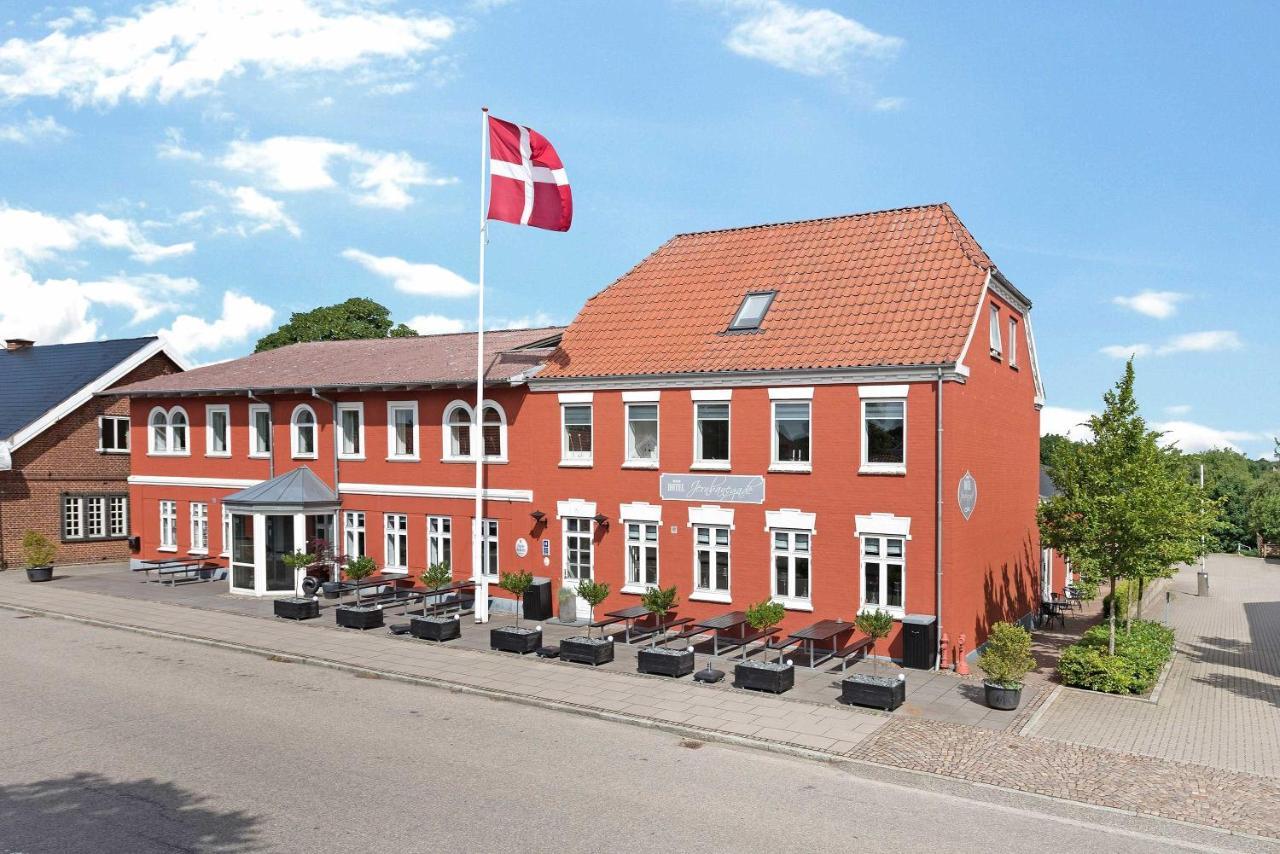 Hotel Jernbanegade Kibæk Zewnętrze zdjęcie